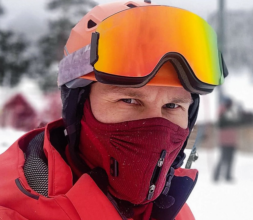 a man wearing Neck Gaiters or Balaclavas